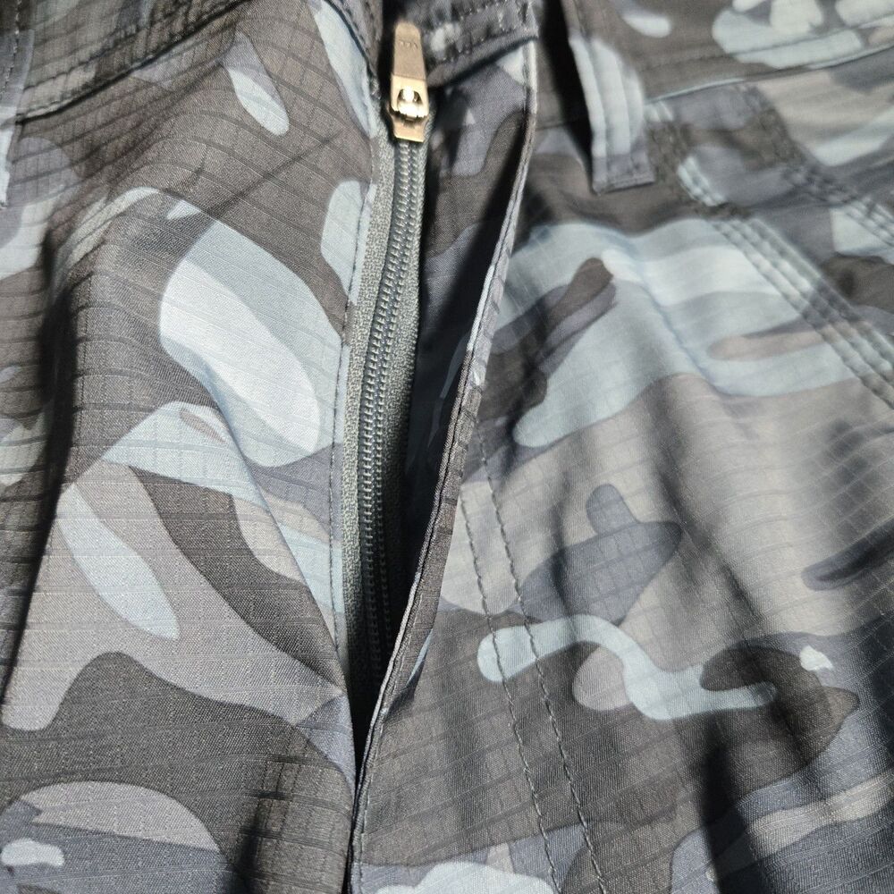 AFTCO Fishing Shorts Men's 32 Blue Camo Ripstop Utility Cargo Outdoor Shorts - Picture 8 of 15